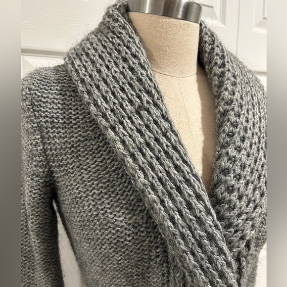 Grey Button-up Sweater - Picture 4 of 4